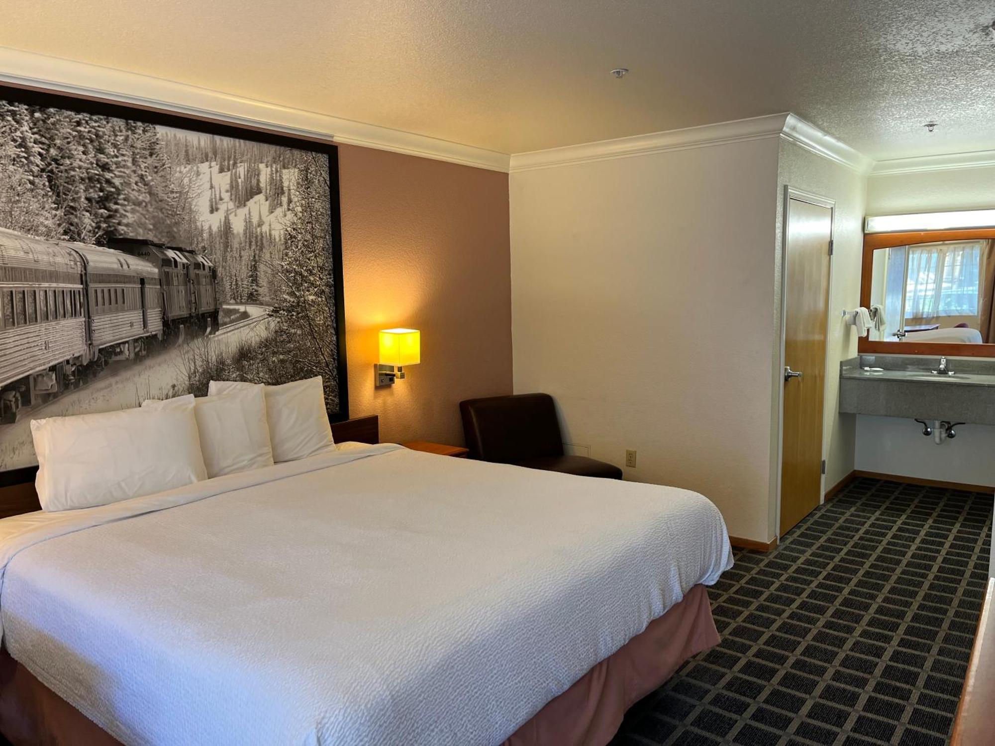 Creekside Inn & Suites Willits Eksteriør billede