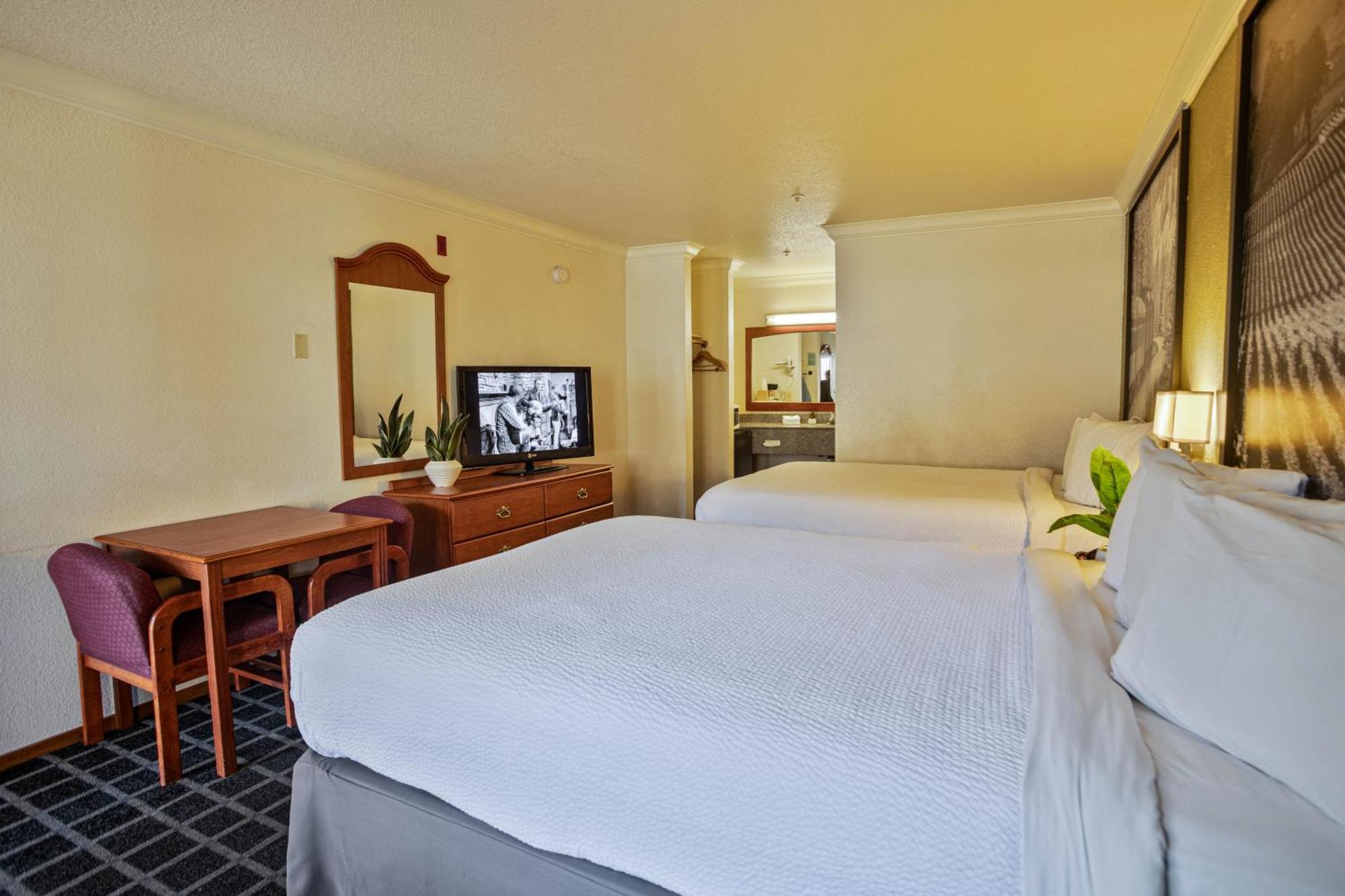 Creekside Inn & Suites Willits Eksteriør billede