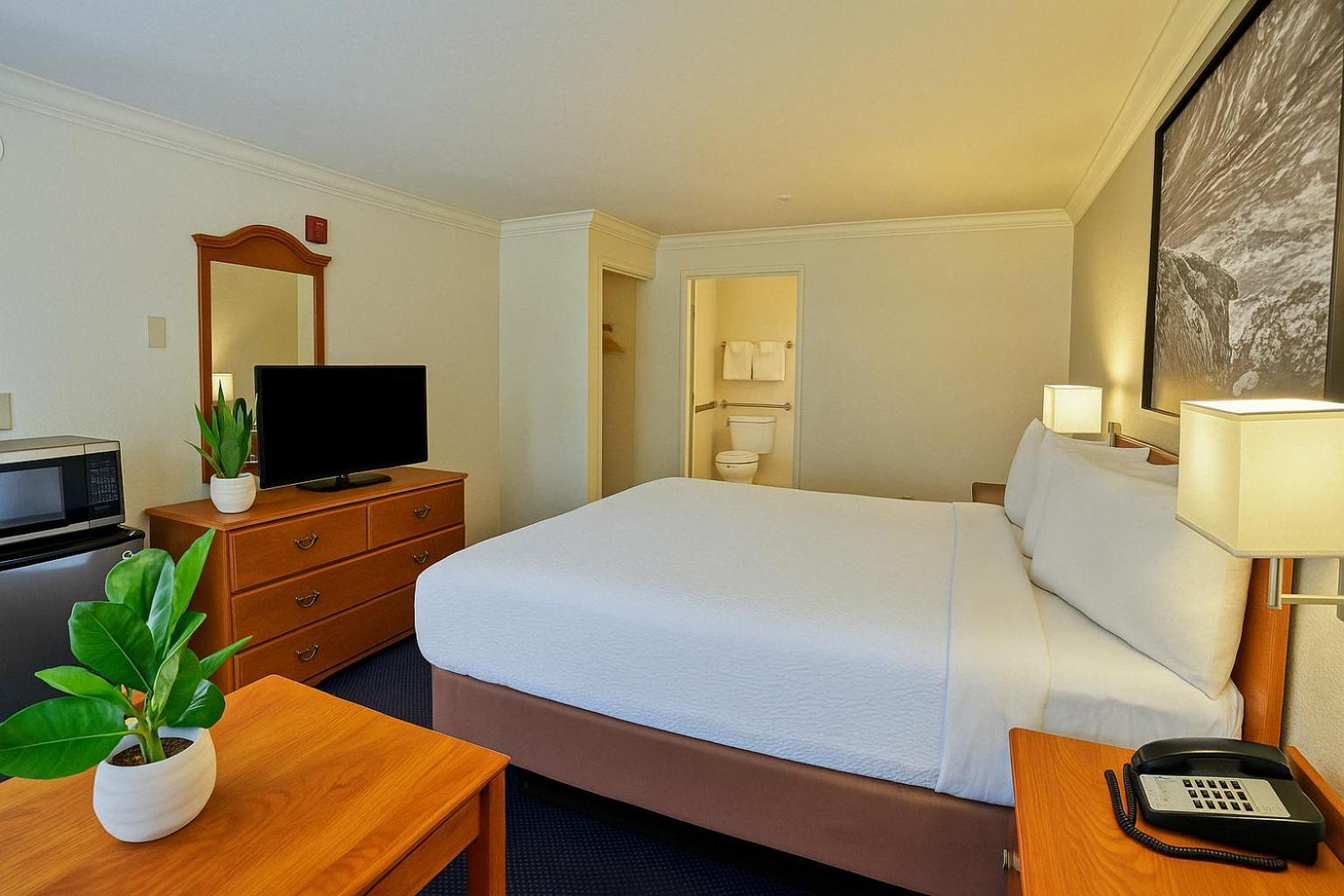 Creekside Inn & Suites Willits Eksteriør billede